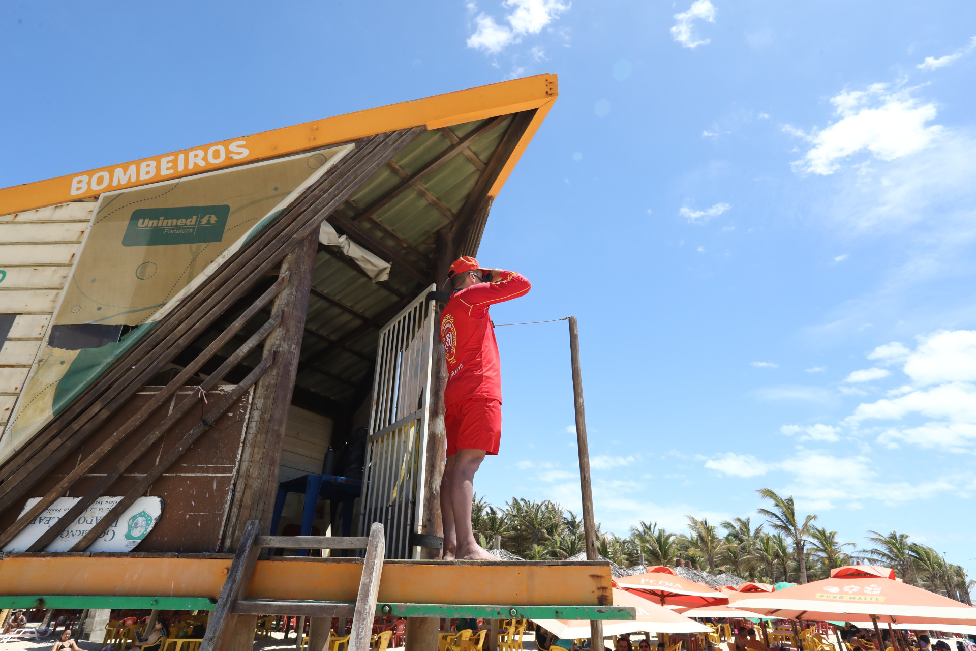 FORTALEZA-CE, BRASIL,27.07.2025: Praia do Futuro no último fim de semana de Julho.  (Fotos: Fabio Lima)