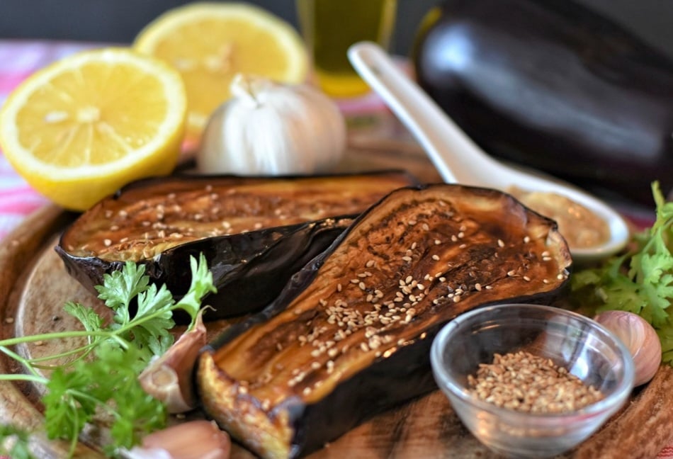 A sesamina também tem efeitos antioxidantes e anti-inflamatórios, que podem reduzir a dor e melhorar a mobilidade das articulações em pessoas que possuem artrite.