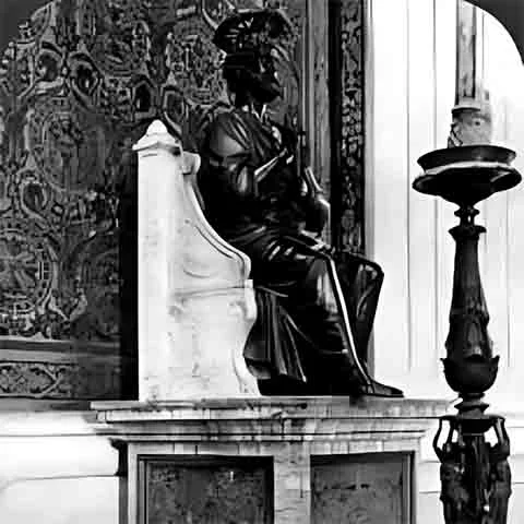 De acordo com os registros históricos, a data provável de morte de Bento IX é o ano de 1055. Ele foi enterrado na abadia de Grottaferrata, na Itália.


