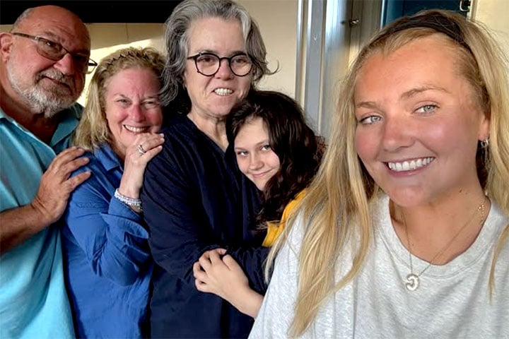 Dez anos depois, assustou os fãs ao sofrer um ataque cardíaco. Isso a fez desacelerar o ritmo da carreira e se afastar cada vez mais dos holofotes.