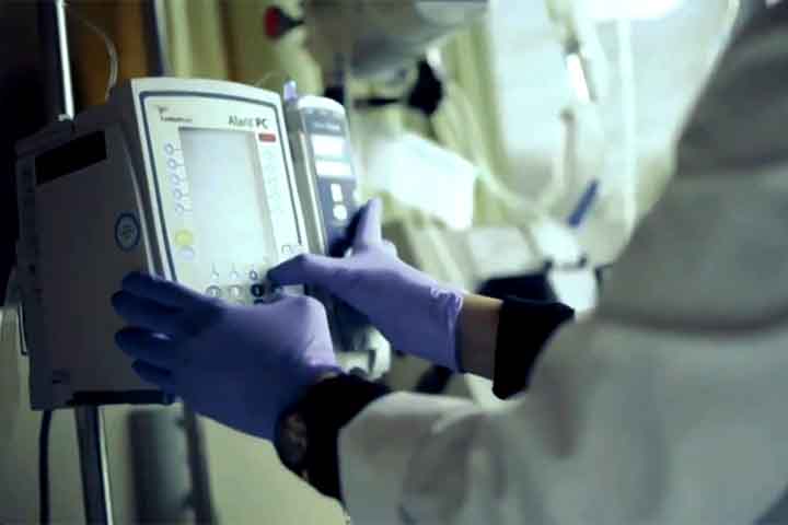 A principal dificuldade está na variedade genética dos tumores e na sua capacidade de driblar o sistema imunológico. 