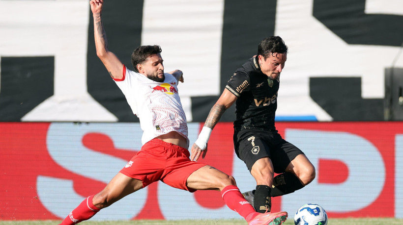 O Botafogo vai enfrentar o Bragantino hoje, 29, pelo Brasileirão. 