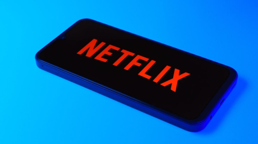 Os lançamentos reservam muita emoção, comédia e histórias envolventes para os assinantes da Netflix (Imagem: JarTee | Shutterstock)