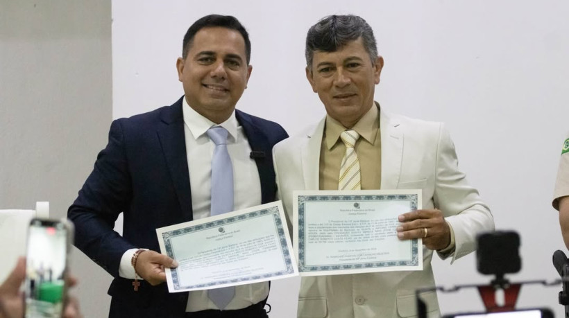 Roberto Filho e Francisco das Frutas, respectivamente, prefeito e vice de Iguatu