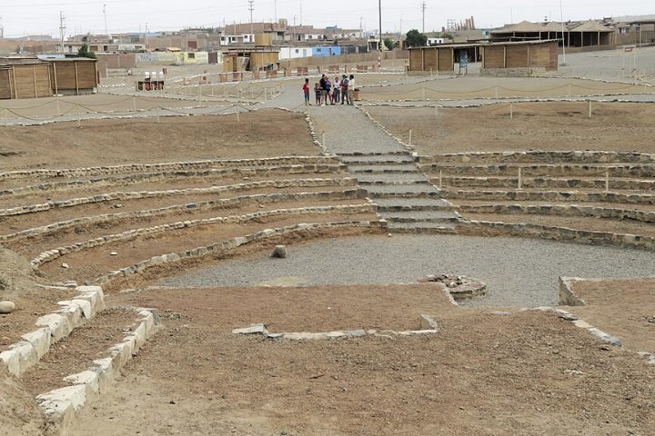 Historicamente, a região é rica em vestígios arqueológicos que remontam a civilizações pré-incas. 