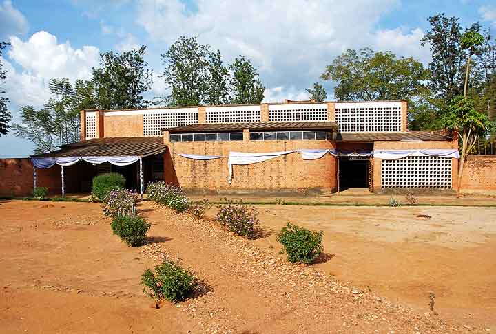 O Memorial do Genocídio de Nyamata (Ruanda) relembra o genocídio cometido em grande parte contra o povo tutsi, mas também contra os hutus moderados. Em 2023, virou Patrimônio Mundial pela UNESCO.