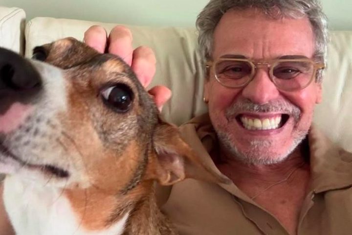 Carlinhos explicou ainda que usou a cadeira de rodas e a muleta para se poupar e agradeceu aos fãs pelas mensagens de carinho: