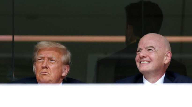 Donald Trump avalia suspender a emissão de vistos como pressão política, incluindo o período da competição