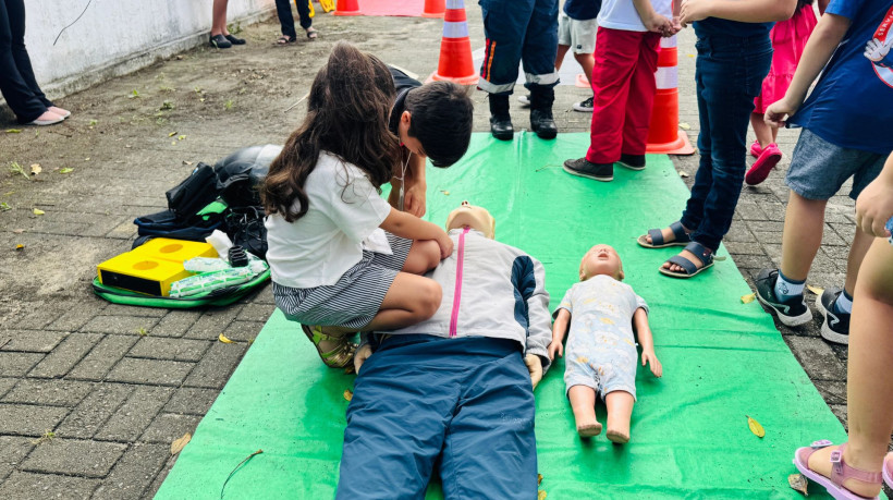 Projeto Samuzinho oferece aulas a 70 crianças sobre os serviços do Samu, em Eusébio, nessa terça-feira, 29