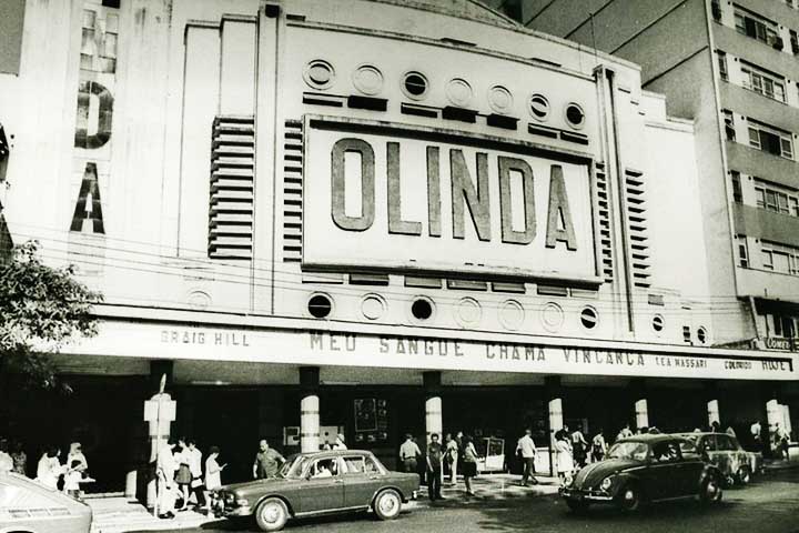 Cacilda Becker, Paulo Autran, Walmor Chagas, Tônia Carrero e Fernanda Montenegro foram atores de destaque nesta época. Em 1953. foi fundado o Teatro de Arena, com uma aura revolucionária e contestadora frente a tensão política e social da pré-ditadura.