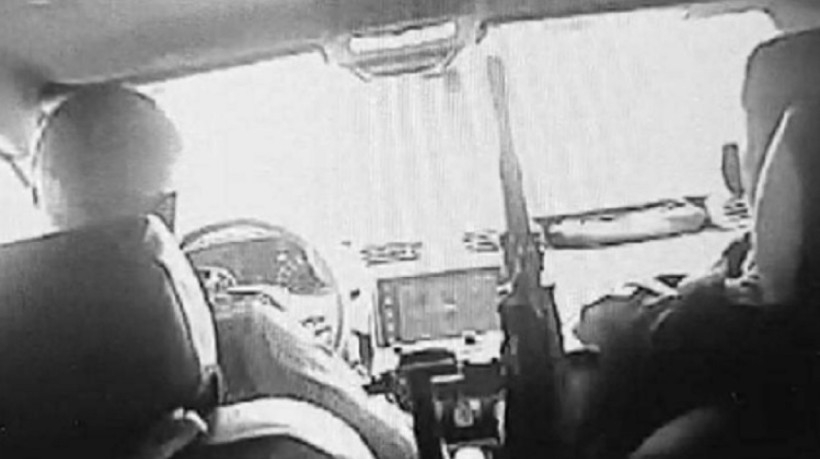 Câmeras instaladas com autorização judicial em viaturas policiais flagraram agentes de segurança em supostos casos de extorsão e corrupção passiva