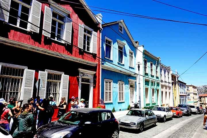 Pensando nisso, o veículo britânico BBC fez uma seleção dos oito lugares mais coloridos do mundo para se visitar e o FLIPAR traz para você cada detalhe; confira!