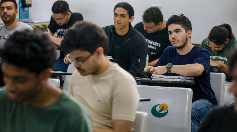 O 1&deg; dia de Enem 2025 ocorre domingo, 9 de novembro