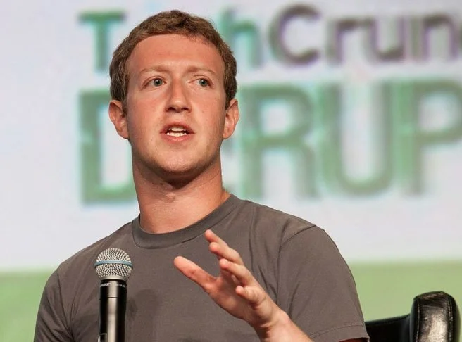 Mark Zuckerberg: Assim como outros bilionários, o fundador do Facebook (agora Meta) decidiu destinar a maior parte de seu dinheiro para causas sociais. 