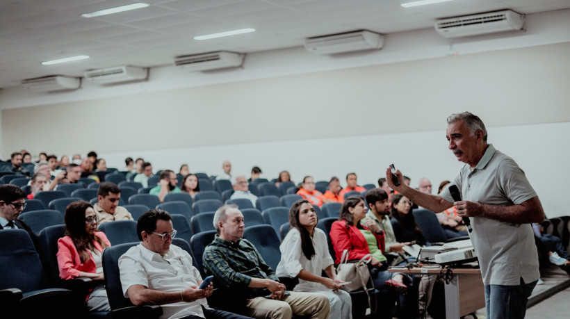 Artur Bruno na audiência pública sobre o Plano Diretor de Fortaleza