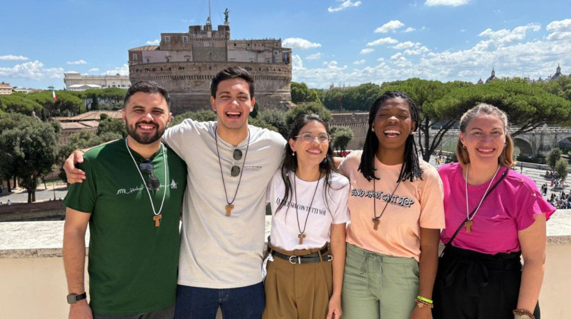 Membros da Comunidade Católica Shalom participam do Jubileu dos jovens