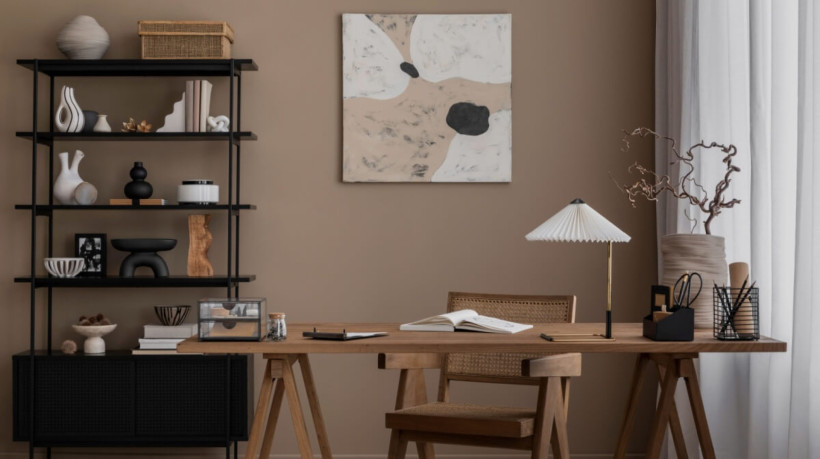 Para o Feng Shui, a madeira estimula a transformação e a motivação (Imagem: Followtheflow | Shutterstock)