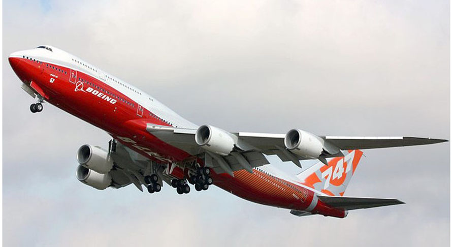 Neste espaço, um Boeing 747 tem a capacidade de aterrissar utilizando apenas metade da pista.