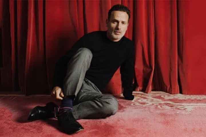 Participou do filme Os Gângsteres, que retratava um gângster veterano, que relembra os eventos ocorridos em 1968, quando ele ainda era um iniciante na arte do crime.