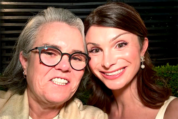 Ela criticou o presidente pela primeira vez em 2006. Na ocasião, a comediante e então apresentadora do programa The View, zombou de Trump por sua postura em uma controvérsia envolvendo uma vencedora do Miss EUA.