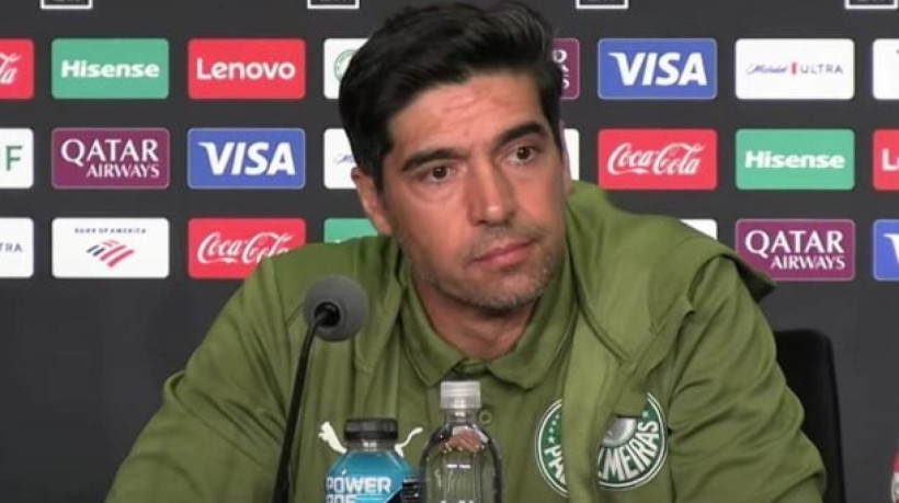 Técnico se retirou da coletiva de imprensa no meio da pergunta de um jornalista presente no Barradão, na noite do último domingo (03)