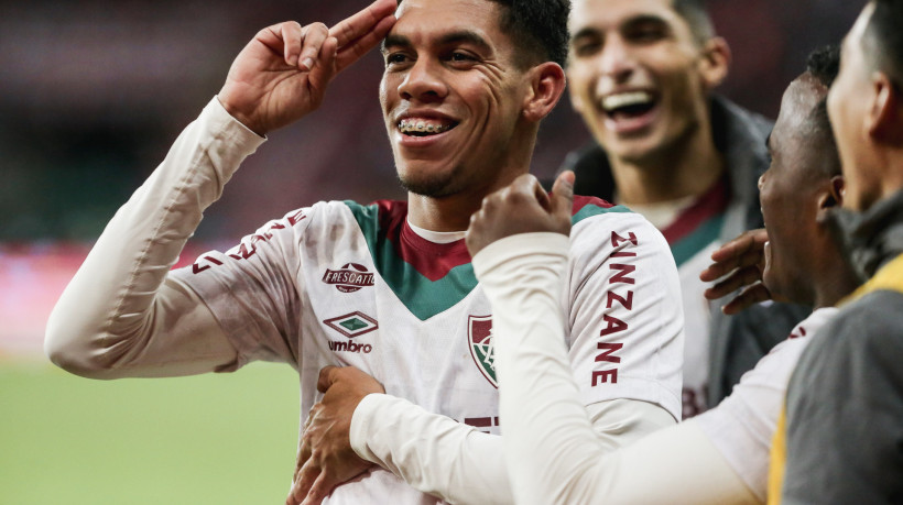 Atacante Paulo Baya comemora gol no Internacional x Fluminense, no Beira-Rio, pelo Campeonato Brasileiro Série A 2025