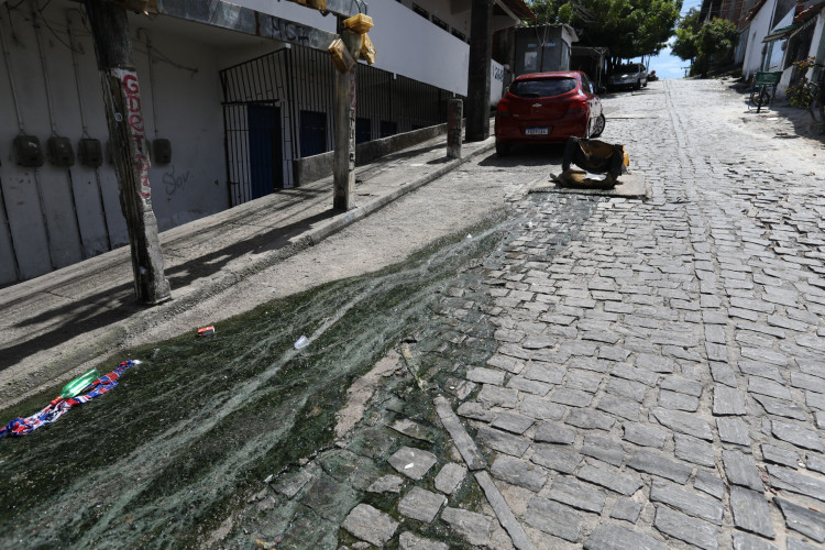 Local tamb&eacute;m apresenta falhas na rede de esgoto