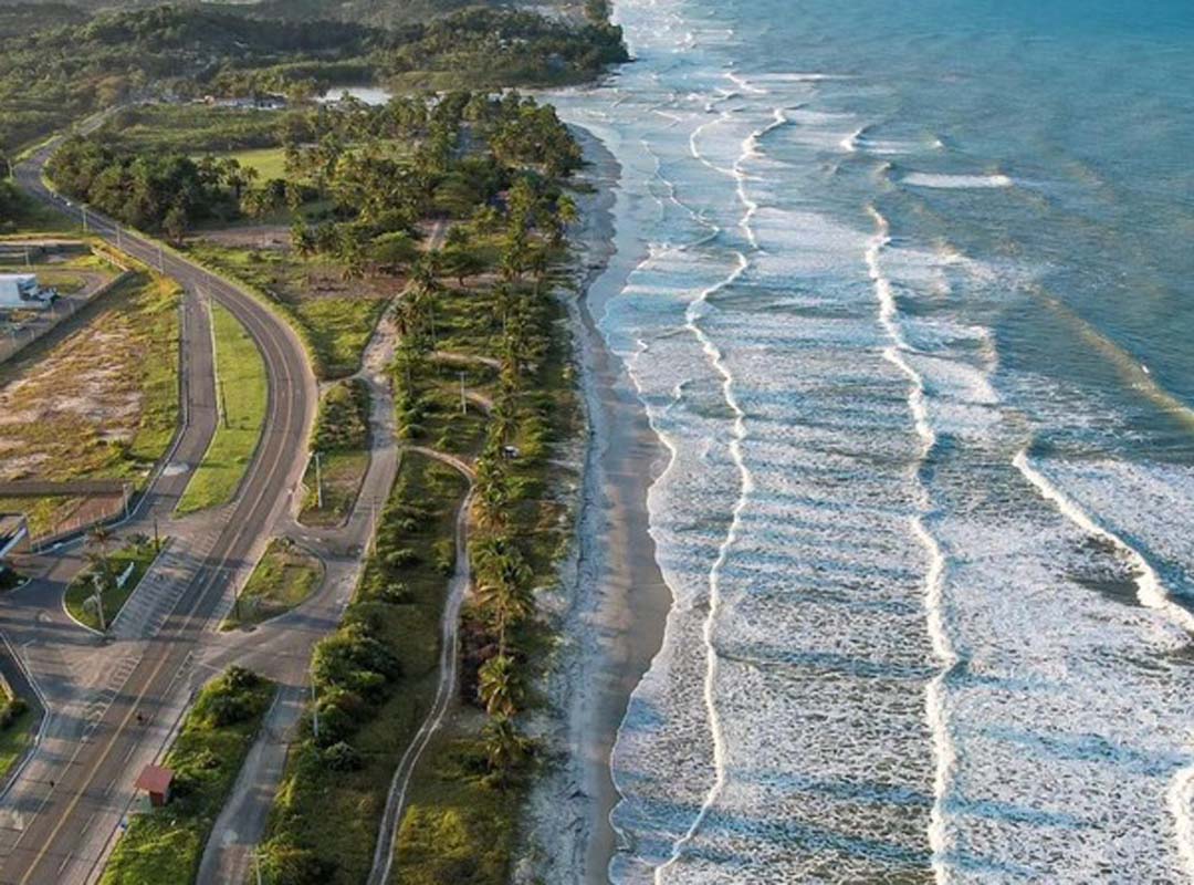Foi essa terra fértil em dramas humanos e conflitos sociais que forneceu o cenário para muitos de seus livros mais conhecidos. 
