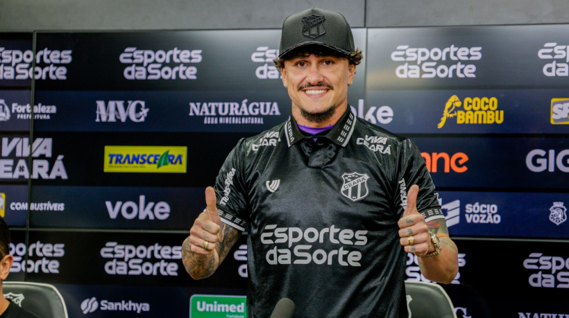 Vina foi uma das contratações da janela de transferência 