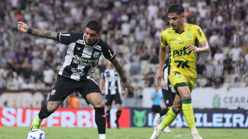 Atacante Galeano no jogo Ceará x Mirassol, no Castelão, pelo Campeonato Brasileiro Série A 2025