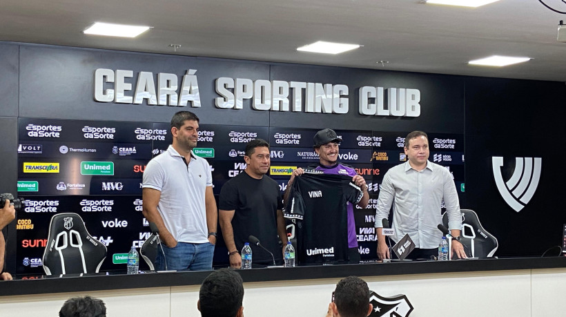 Meia Vina em apresentação no Ceará