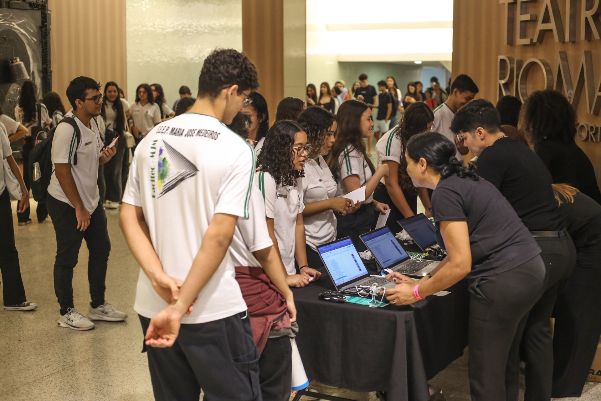 FORTALEZA-CE BRASil - 06.08.2025- Agosto da juventude da FDR no Teatro Fio Mar  ((João Filho Tavares O Povo)