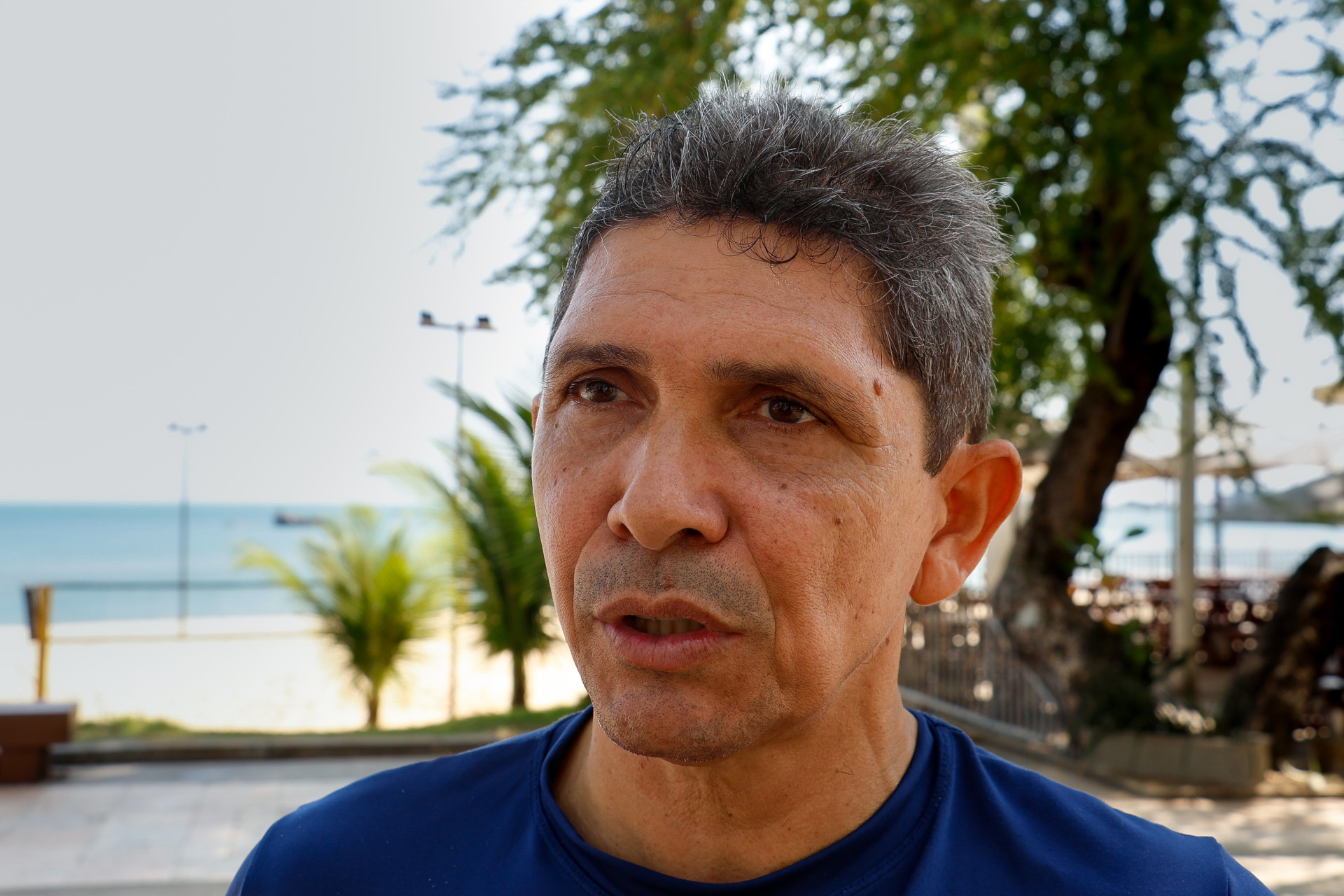 João Henrique, 54, motorista. Projeto Remar acontece há mais de uma década em Fortaleza para pessoas com deficiência. O problema é a falta de acessibilidade
