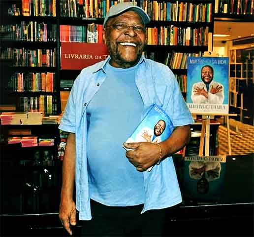 Entre as características marcantes da obra de Martinho estão a celebração da cultura popular, a crítica social e a exaltação da negritude. 
