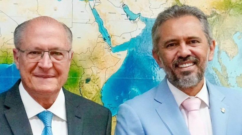 Vice-presidente e ministro do Desenvolvimento, Indústria, Comércio e Serviços, Geraldo Alckmin, recebeu o governador do Ceará, Elmano de Freitas