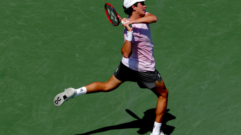 João Fonseca encarou o chinês Bu Yunchaokete na estreia no Aberto de Cincinnati