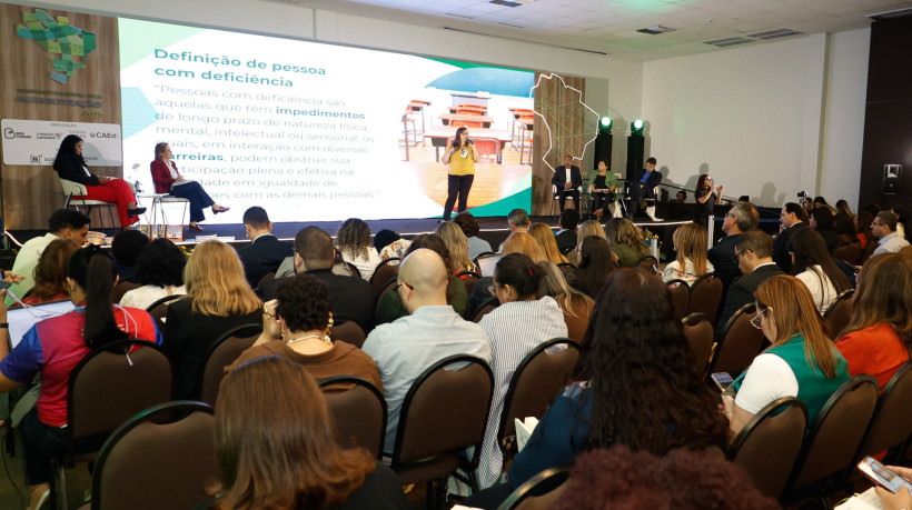 Seminário Nacional da Alfabetização reuniu 480 participantes presenciais e mais de 18 mil online