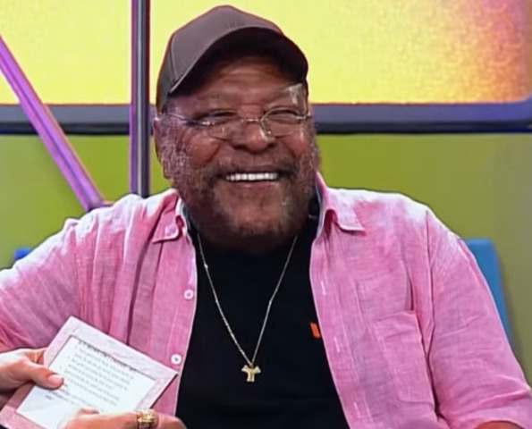 No repertório, o mestre do samba prepara clássicos inesquecíveis: canções românticas e conhecidos sambas de partido alto. Com sua voz inconfundível e carisma contagiante, o artista conduzirá uma noite de pura emoção, com samba raiz, história viva, emoção e brasilidade pura.