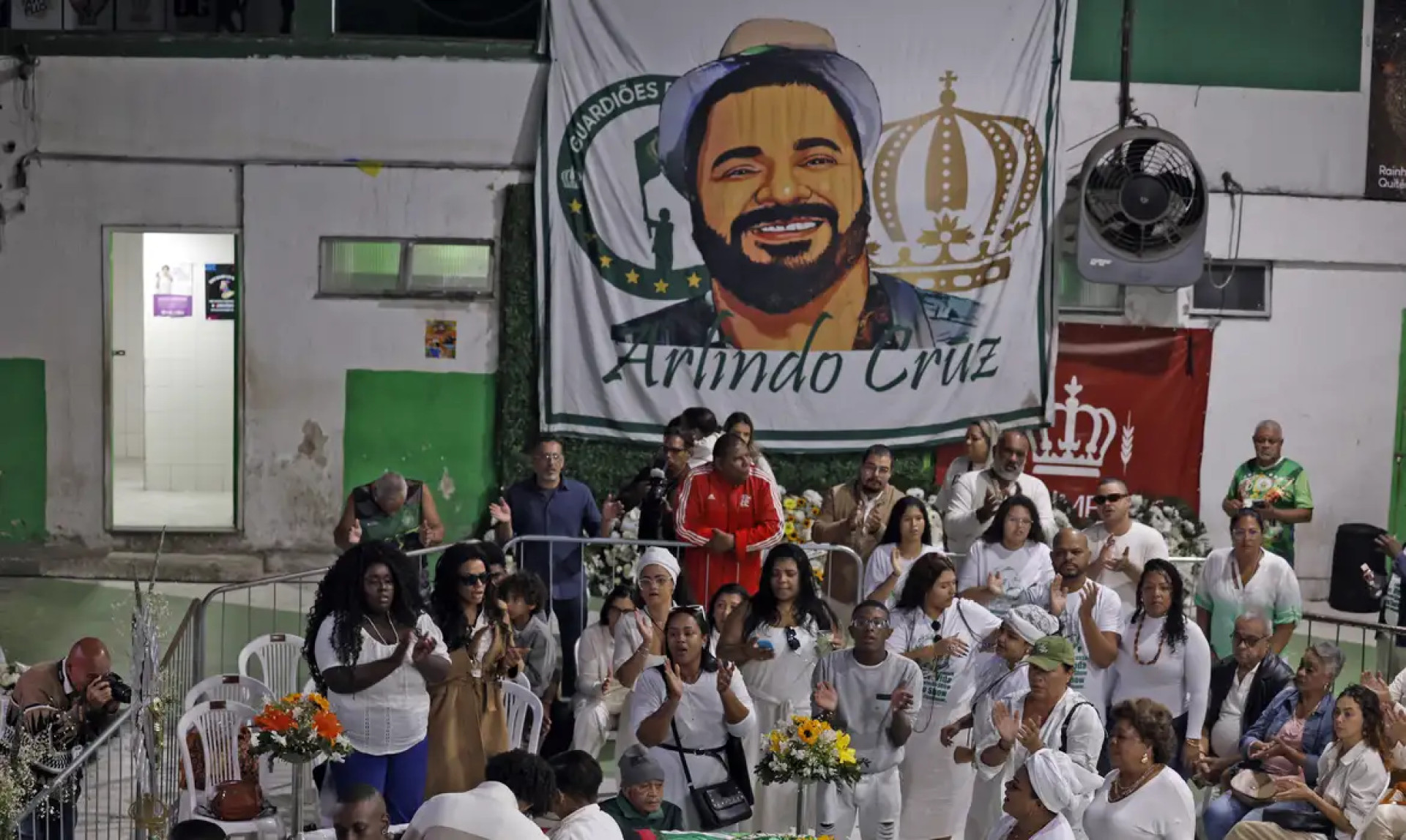 Gurufim do Arlindo Cruz: sambista é velado em celebração afrobrasileira
