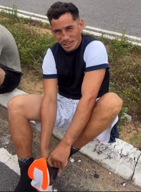 Estou recebendo muito conselho e não vou desistir nunca. Quero participar do esporte mesmo”, disse ele.