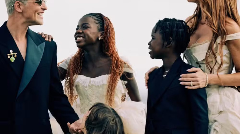 Giovanna Ewbank e Bruno Gagliasso renovaram os votos com cerimônia de luxo em rancho no Rio de Janeiro