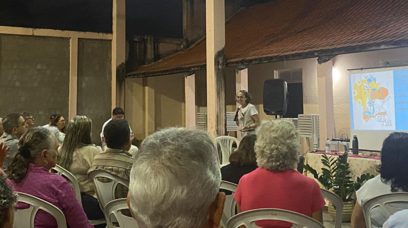 Palestra foi realizada no Centro Pastoral 