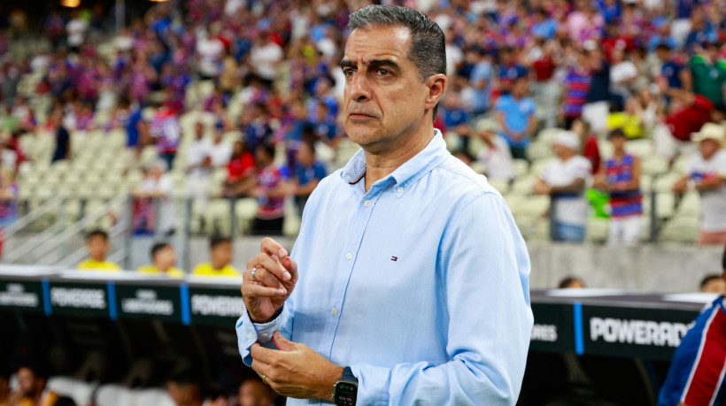 Renato Paiva completou um mês de sua estreia como técnico do Leão nesta terça-feira, 19