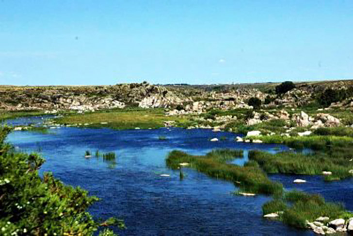 Nenetsia (Rússia) - A Cratera de Kara foi formada há 70,3 milhões de anos, às margens do mar gelado de Kara, no Oceano Ártico. Tem 65 km de diâmetro. Mas cientistas estimam que ela já teve o dobro desse tamanho e vem sofrendo erosão. 