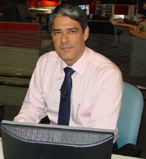 Apesar de ter iniciado sua trajetória profissional como redator publicitário e locutor de rádio, foi na televisão que sua carreira decolou.