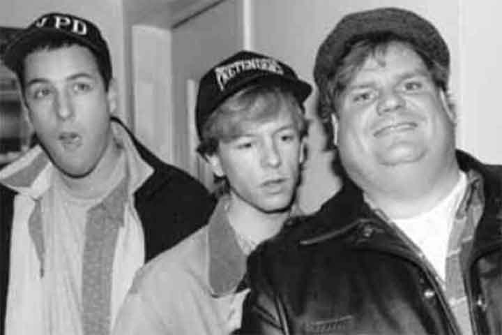 Adam Richard Sandler nasceu em 9 de setembro de 1966, no bairro do Brooklyn, em Nova York, mas cresceu na cidade de Manchester, no estado de New Hampshire. 
