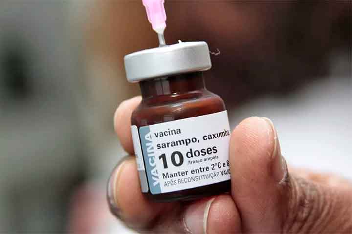 A recomendação foi mantida e ampliada por meio do Sistema Único de Saúde (SUS) com o passar dos anos. A maior segurança contra a doença está diretamente ligada à vacinação completa. 

