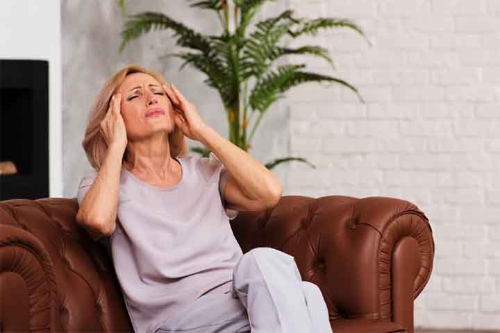 A caxumba, cientificamente conhecida como parotidite infecciosa, é uma infecção causada por um vírus do gênero Rubulavirus, da família Paramyxoviridae. 
