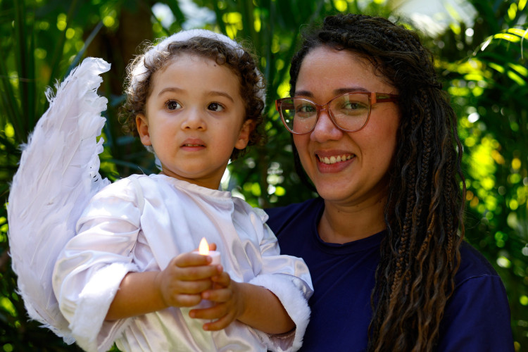 Isabelle Alexandro e Lourdes Alexandro. O CIC, cujo prédio é tombado pelo patrimônio histórico de Fortaleza, está completando 160 anos 