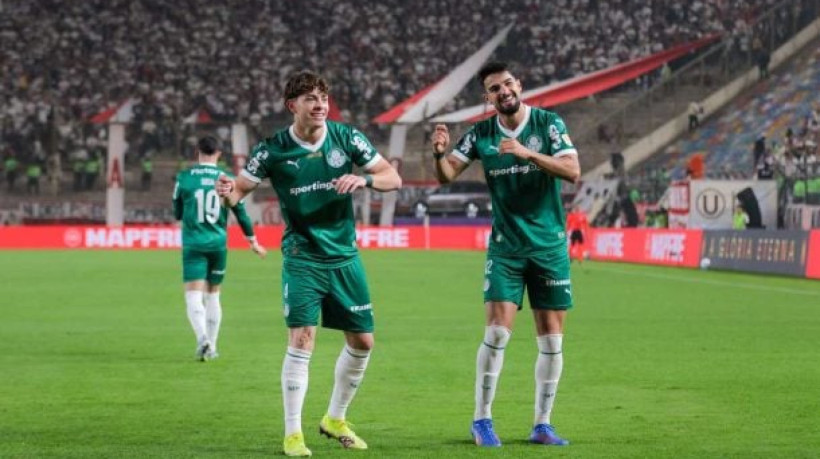 Verdão tem começo de jogo avassalador e conta com sintonia do argentino com Vitor Roque para se aproximar das quartas de final do torneio